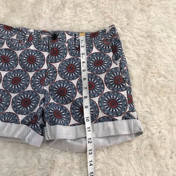 Banana Republic factory mid rise blue floral sunflower shorts size 4 - Picture 3 of 8